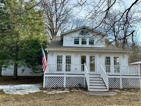 209 Park Avenue W, Hackensack, MN 56452