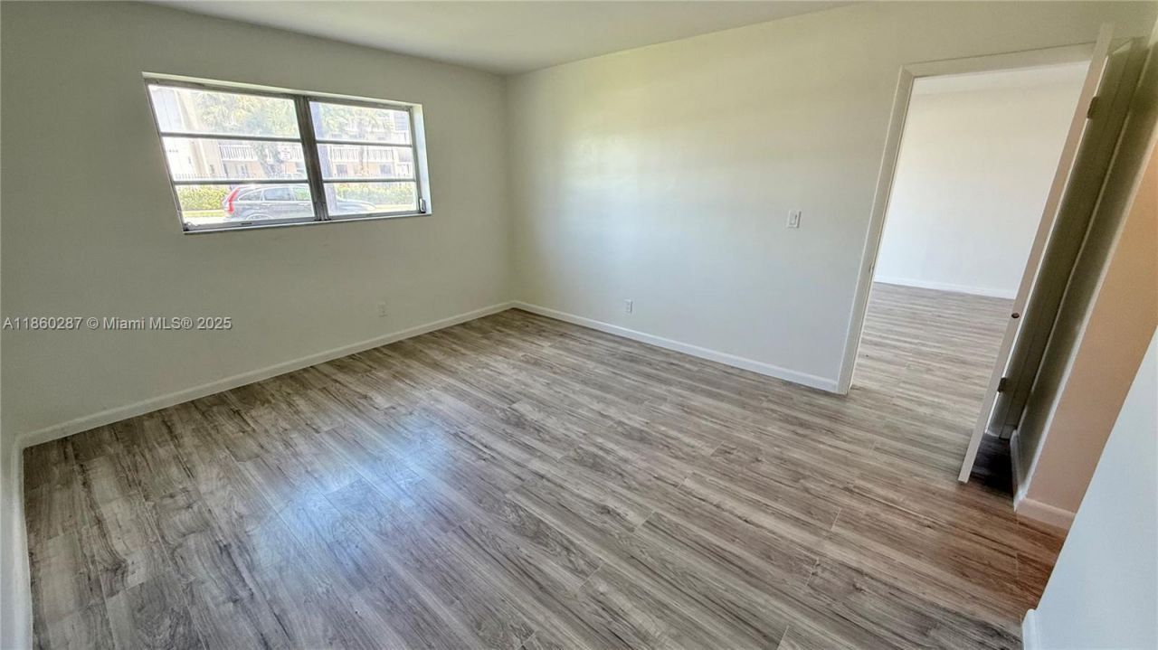 19001 NE 14th Ave, Unit 145, Miami, FL 33179 Photo