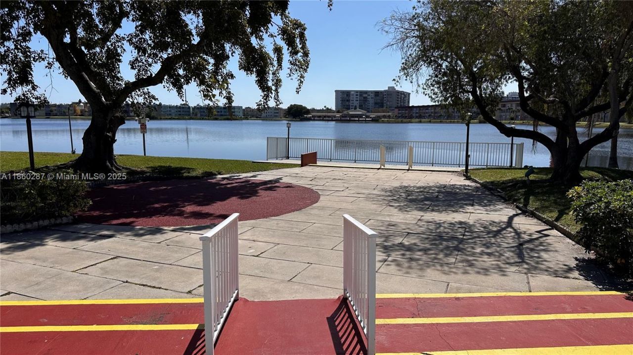 19001 NE 14th Ave, Unit 145, Miami, FL 33179 Photo