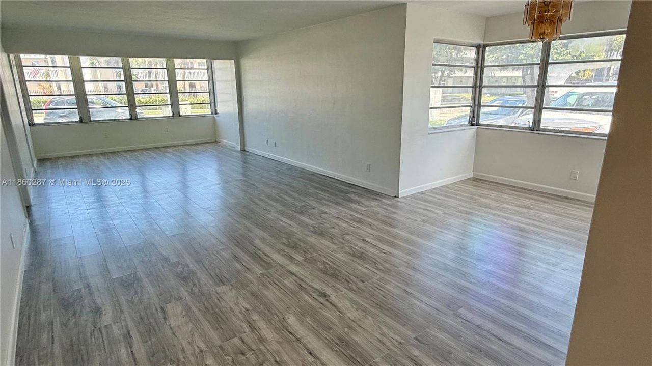 19001 NE 14th Ave, Unit 145, Miami, FL 33179 Photo