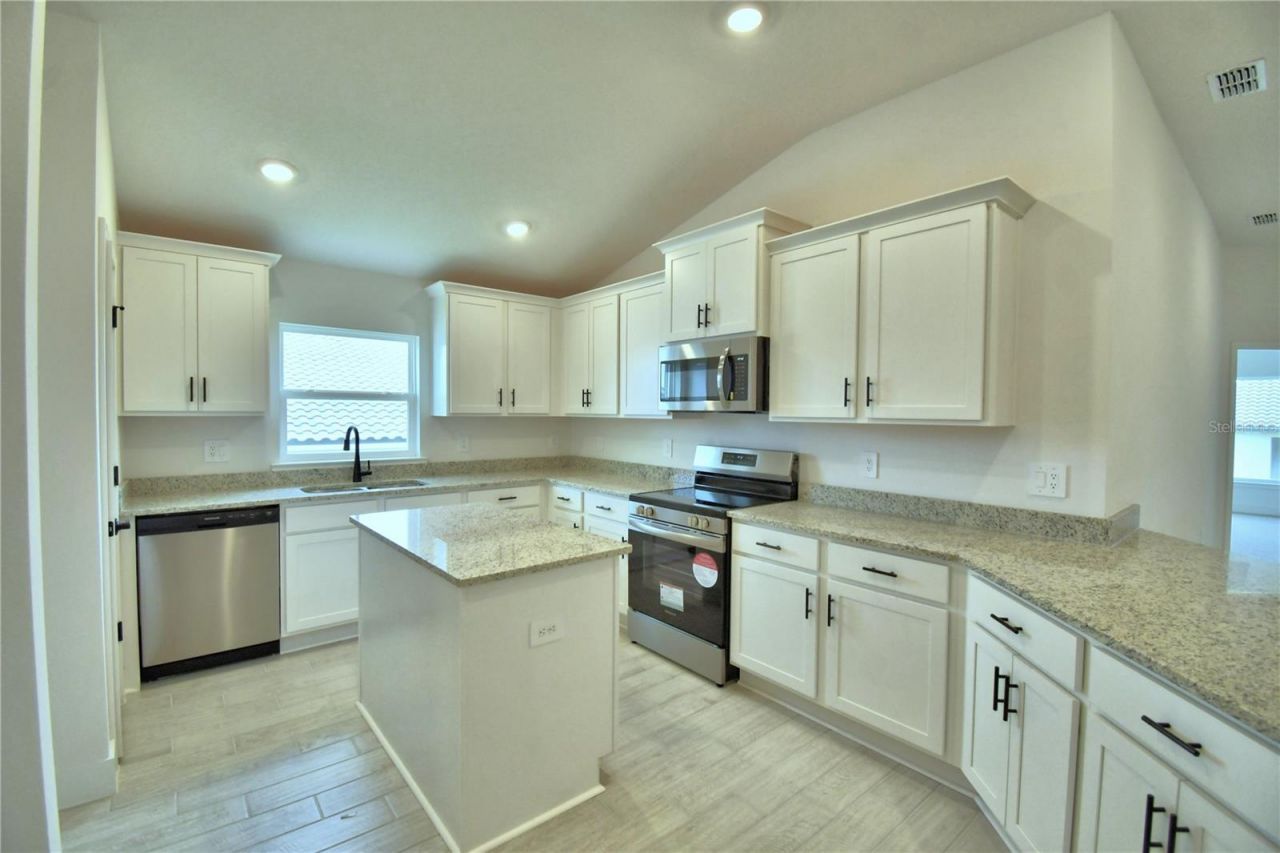 5208 Tennessee Ridge Court, Auburndale, FL 33823 Photo