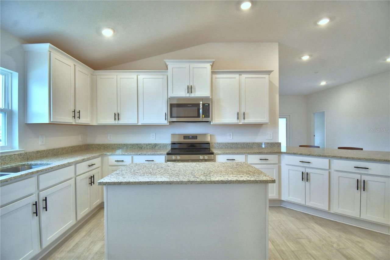 5208 Tennessee Ridge Court, Auburndale, FL 33823 Photo