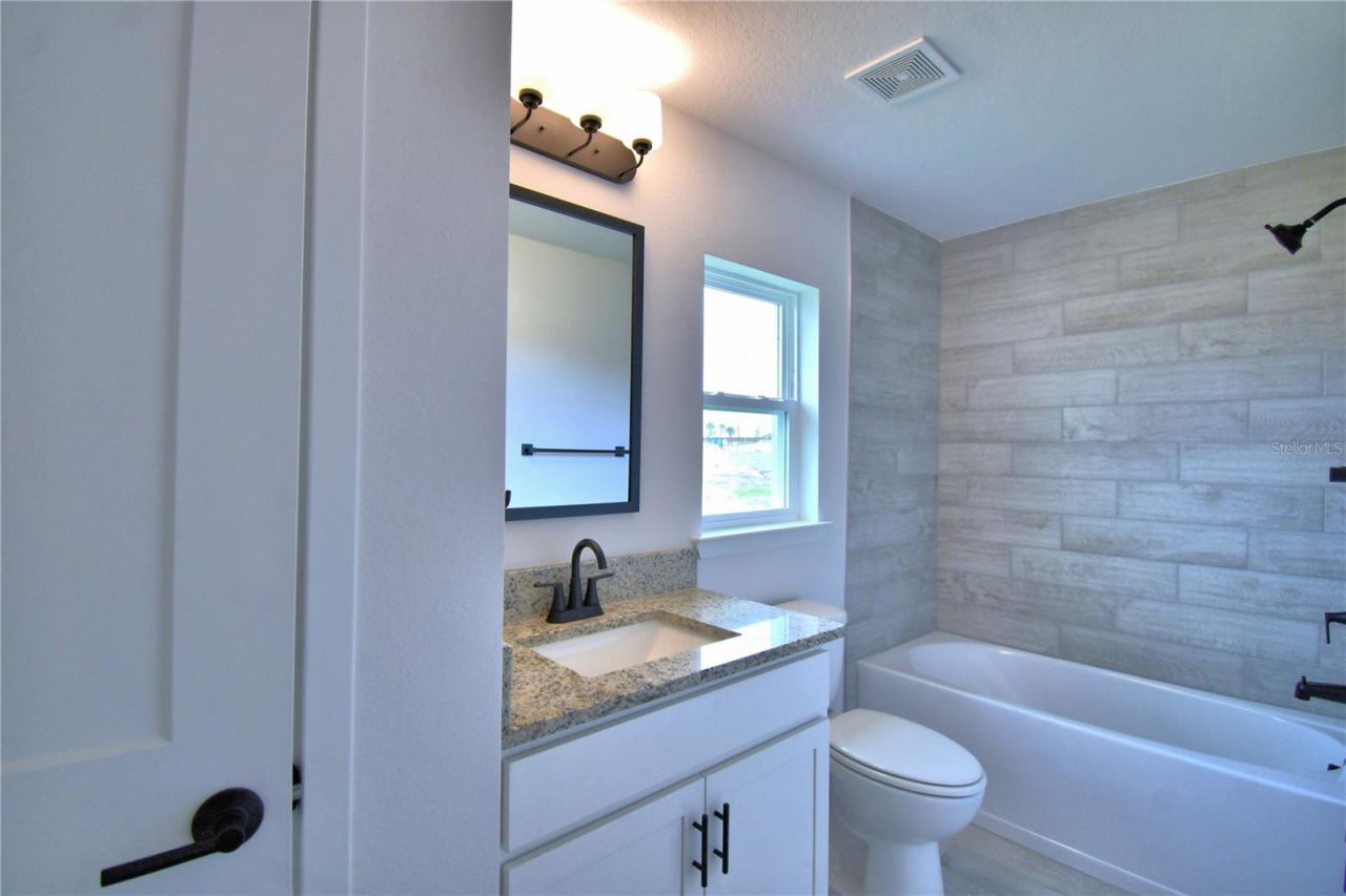 5208 Tennessee Ridge Court, Auburndale, FL 33823 Photo