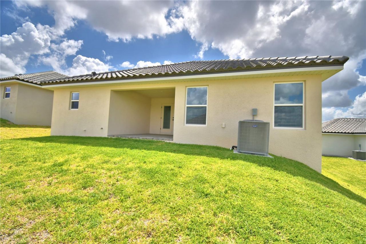 5208 Tennessee Ridge Court, Auburndale, FL 33823 Photo
