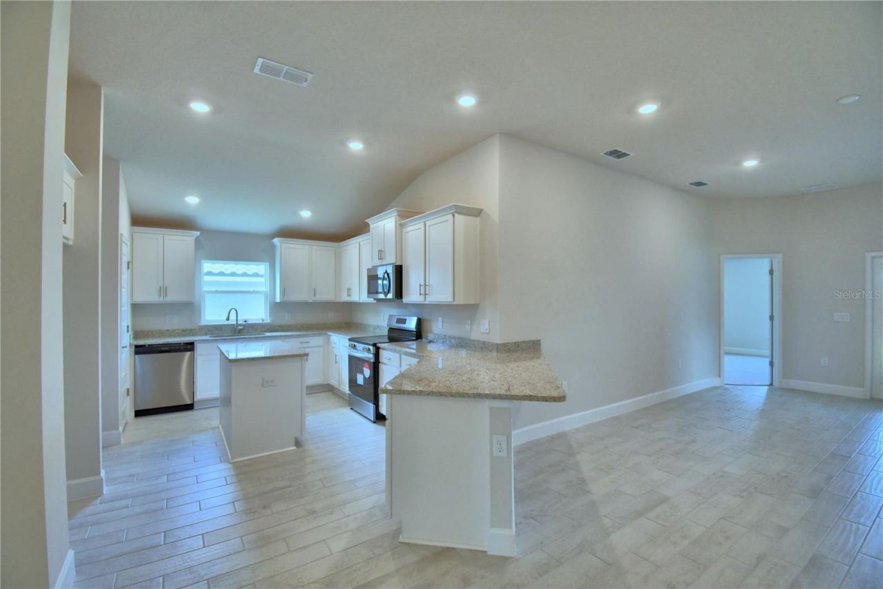 5208 Tennessee Ridge Court, Auburndale, FL 33823 Photo