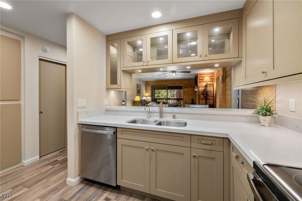 929 Southwood Boulevard, Unit 11, Incline Village, NV 89451 Photo