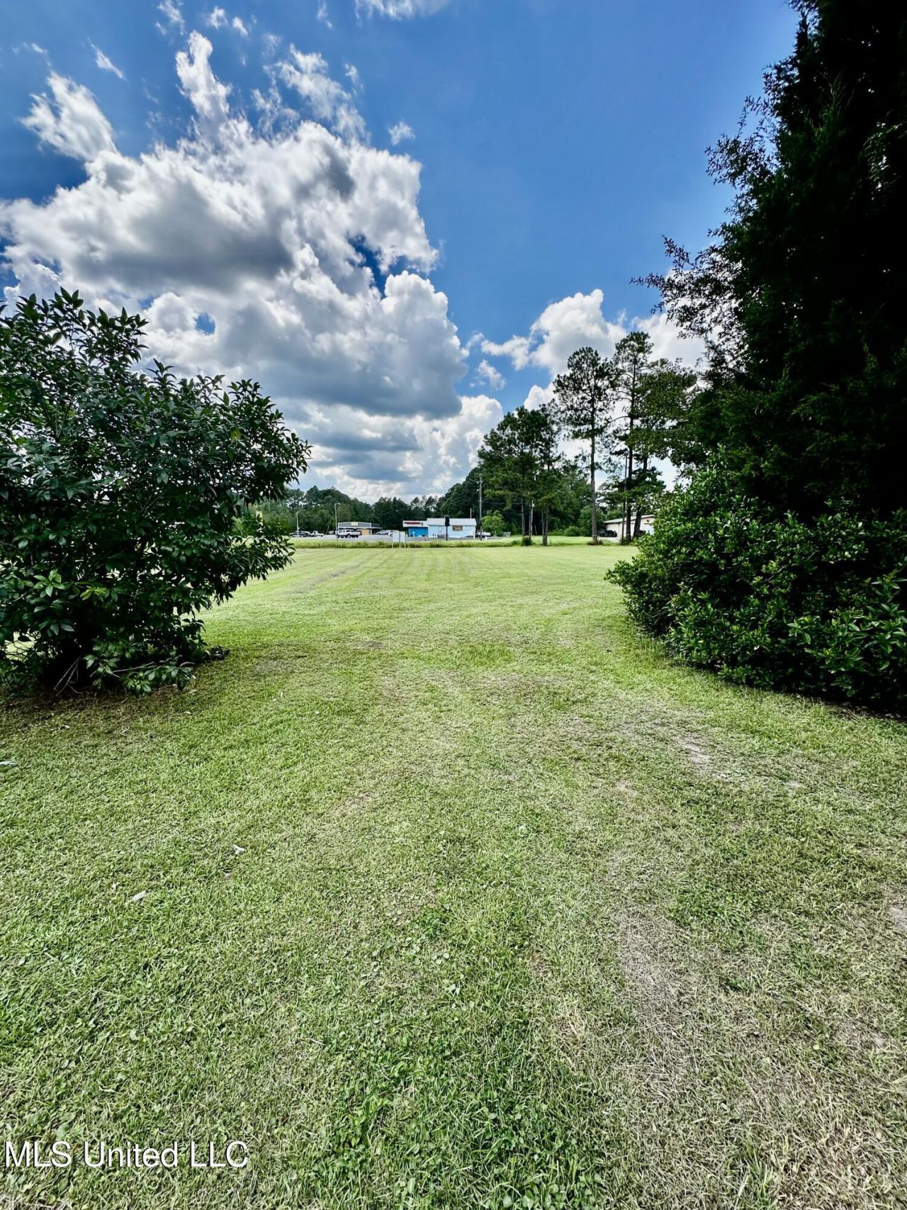 21200 Highway 613, Moss Point, MS 39562 Main Photo