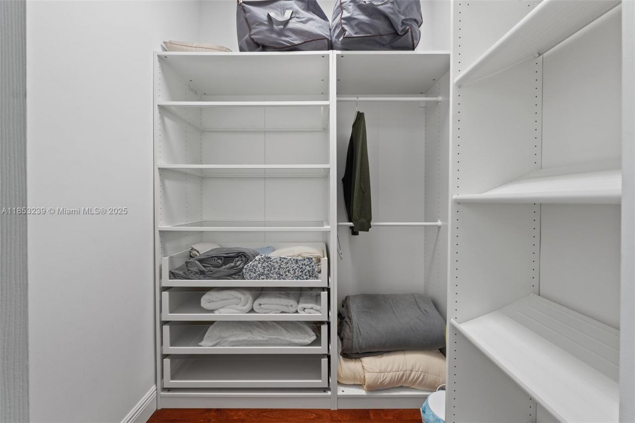 2438 Poinciana Ct, Weston, FL 33327 Photo