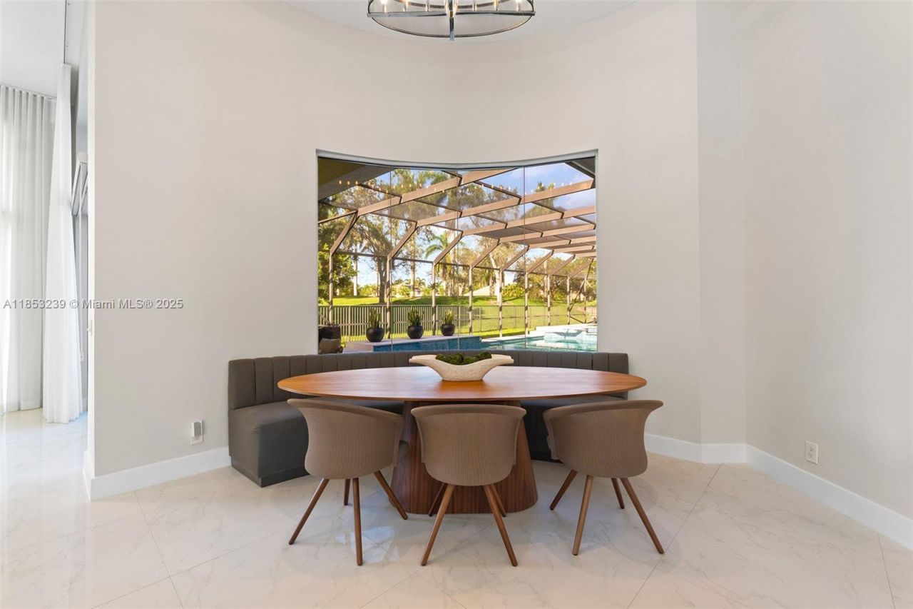 2438 Poinciana Ct, Weston, FL 33327 Photo