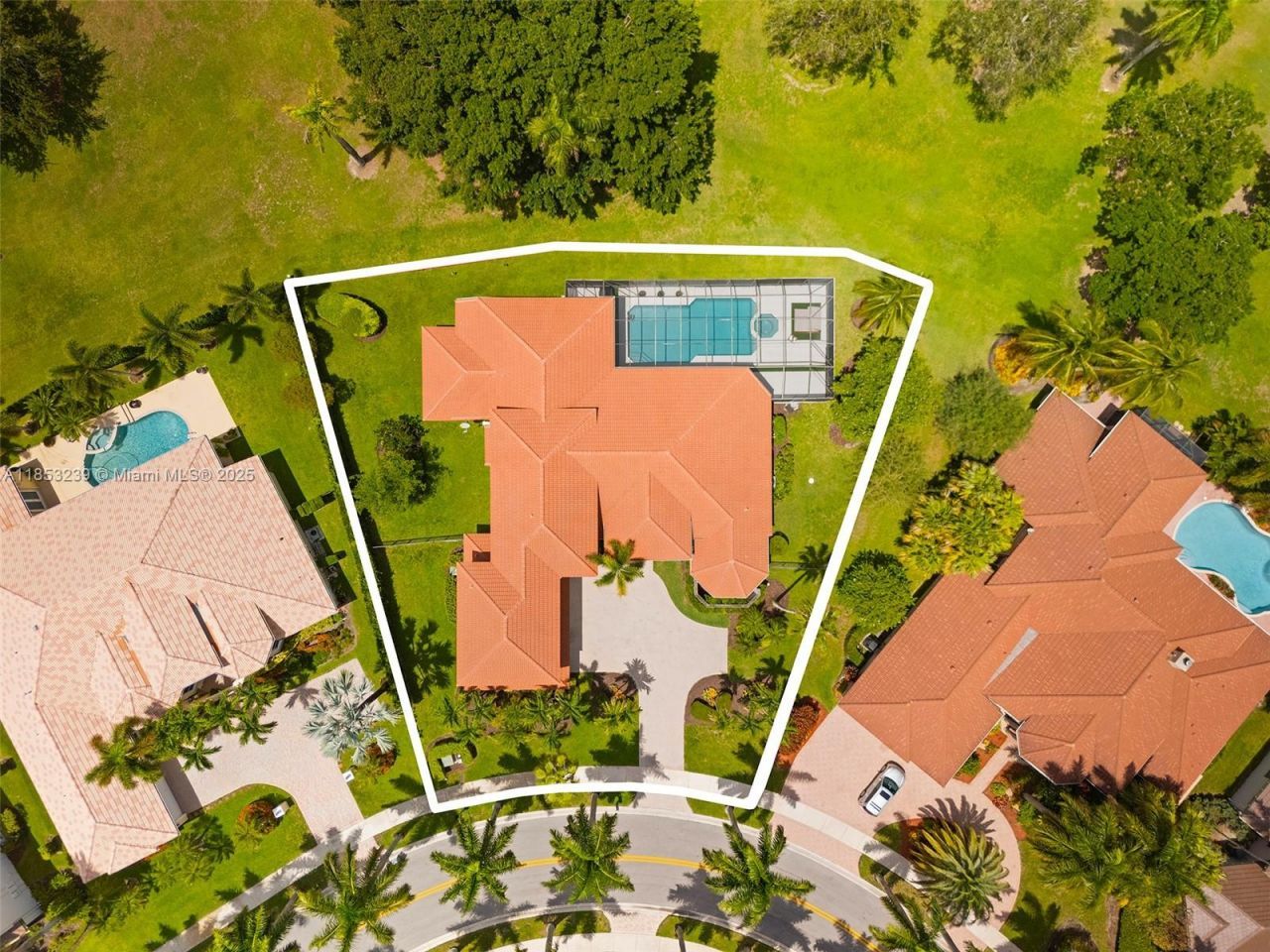 2438 Poinciana Ct, Weston, FL 33327 Photo