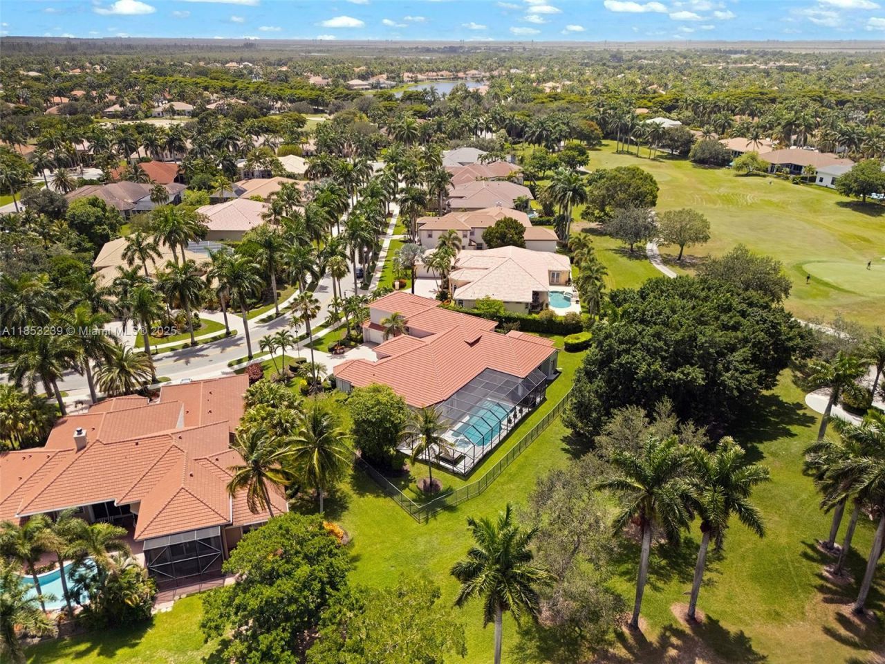 2438 Poinciana Ct, Weston, FL 33327 Photo