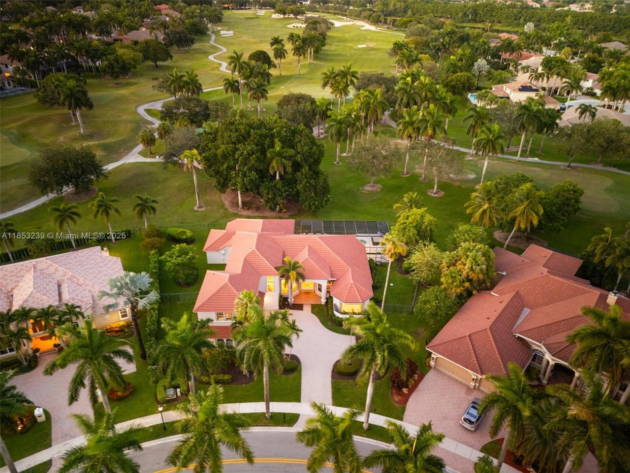 2438 Poinciana Ct, Weston, FL 33327 Photo