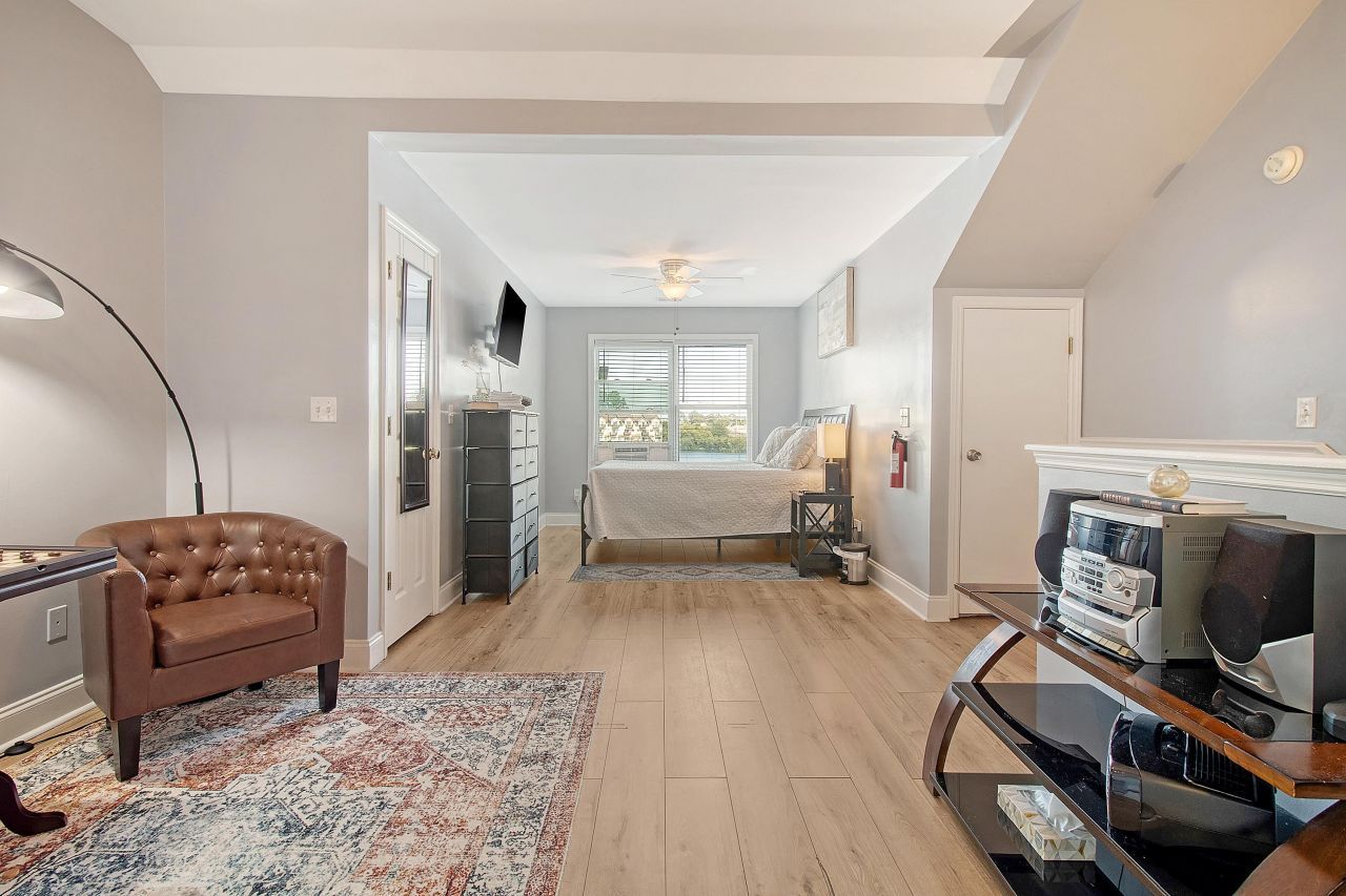 4791 Arco Lane Photo 18