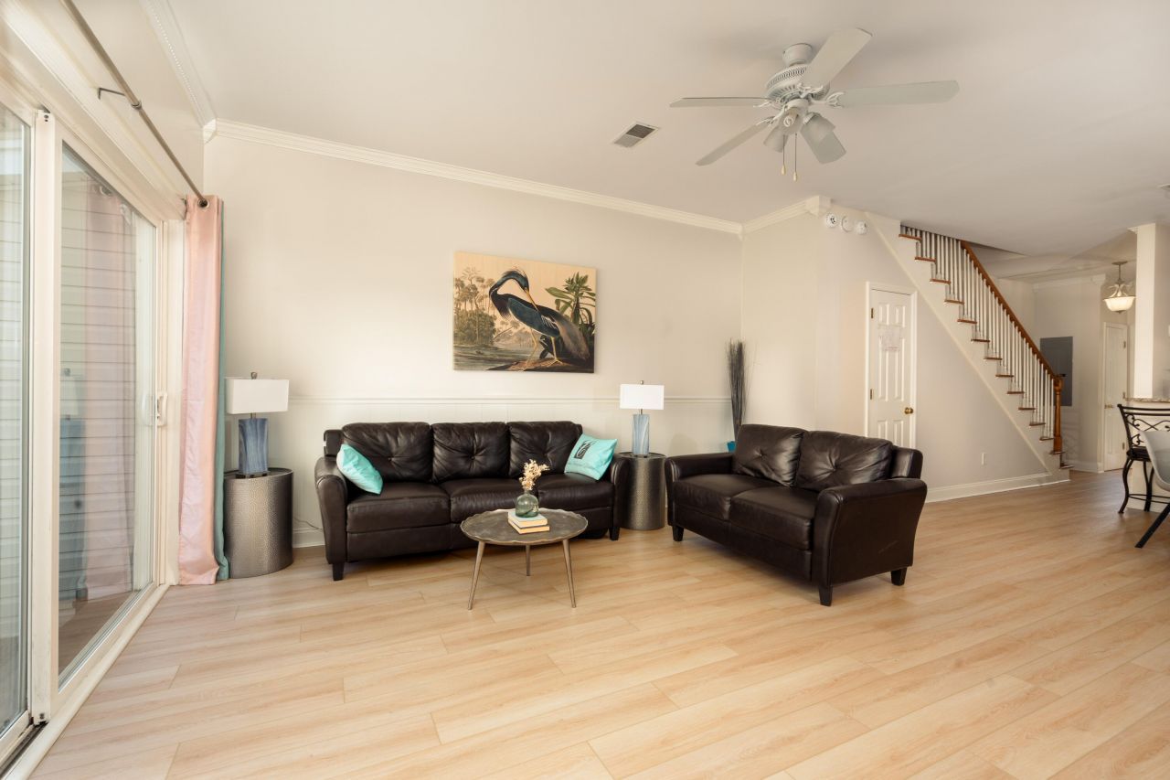 4791 Arco Lane Photo 5