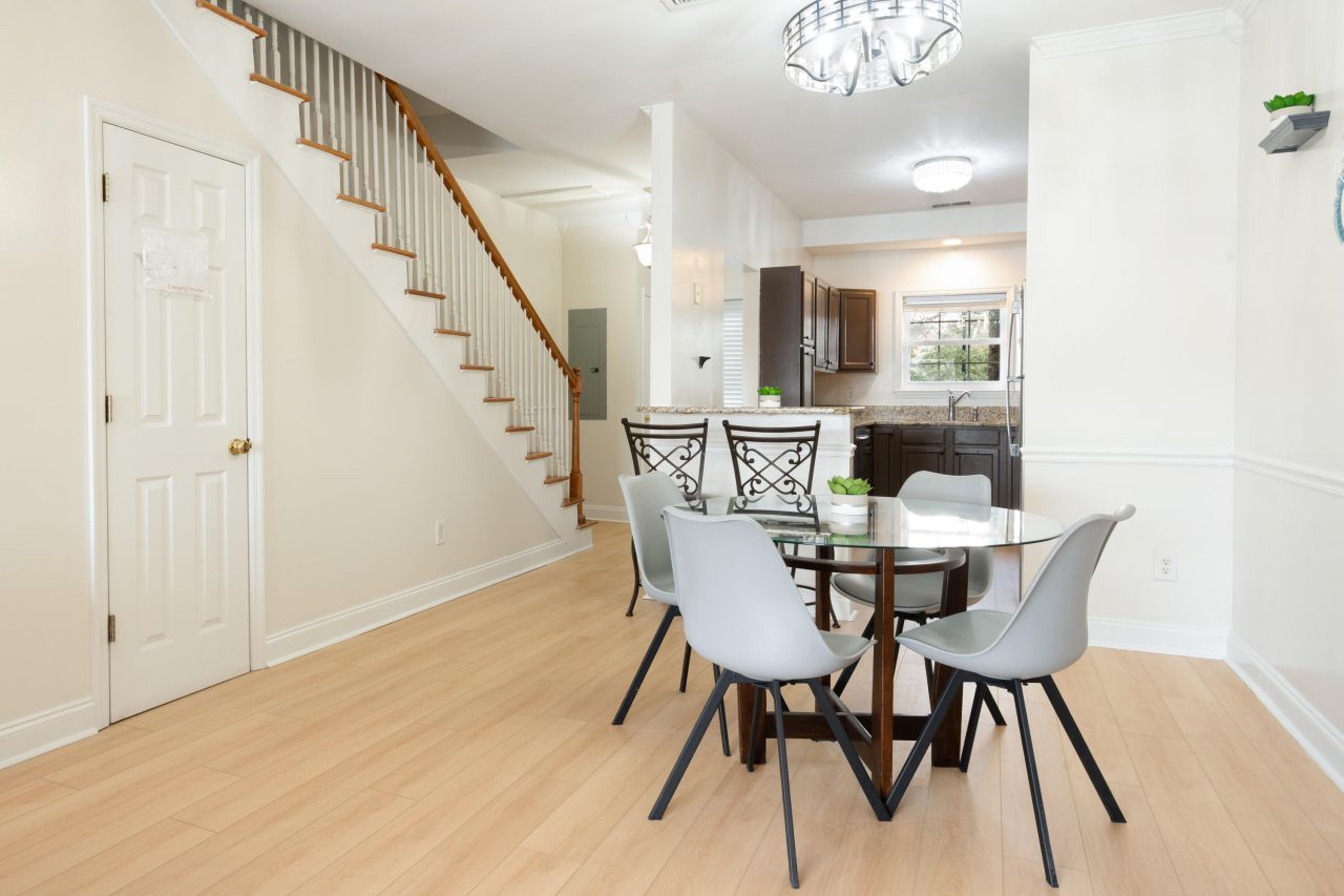 4791 Arco Lane Photo 8