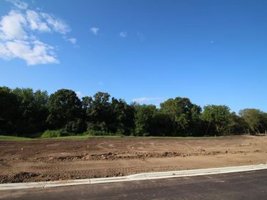 310 10th Street S, Sartell, MN 56377