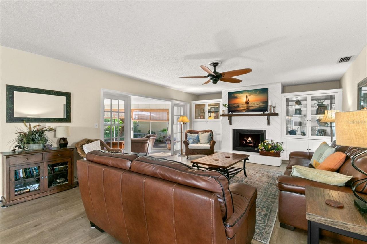 2241 Heron Circle, Clearwater, FL 33762 Photo