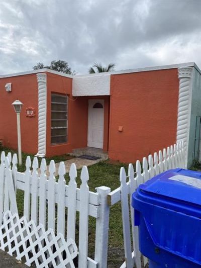1110 S 29th Avenue, Hollywood, FL 33020 Photo
