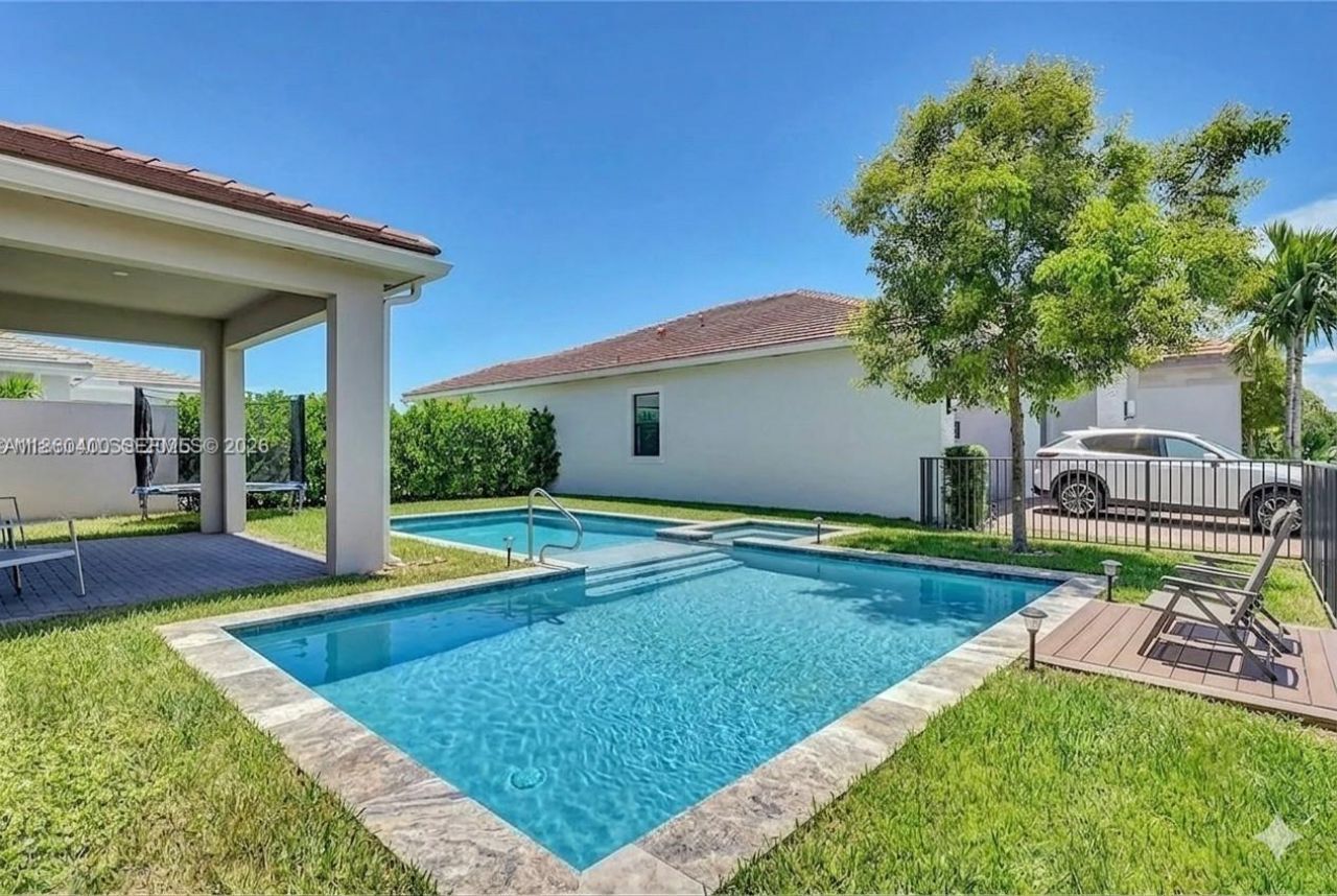 7349 Stella Ln, Lake Worth, FL 33463 Photo