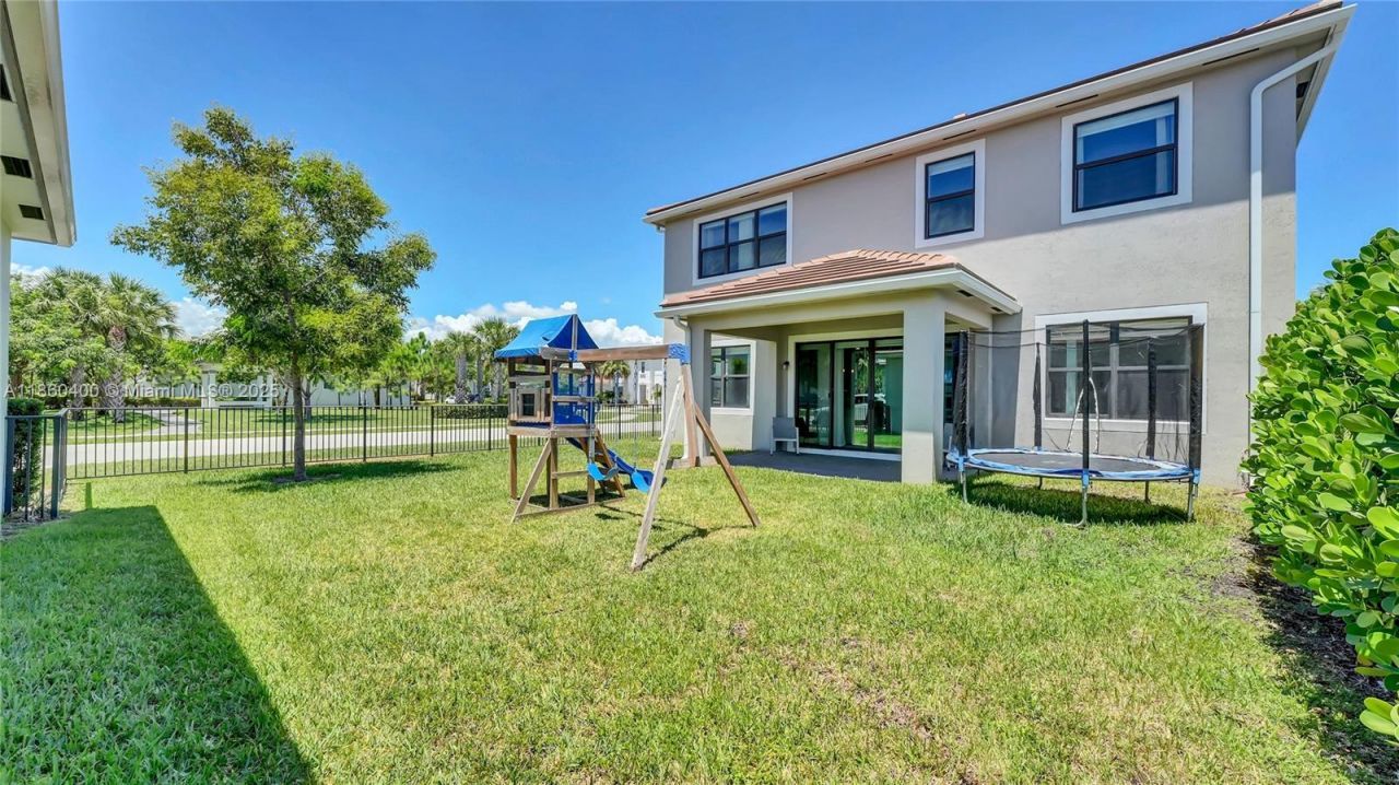 7349 Stella Ln, Lake Worth, FL 33463 Photo