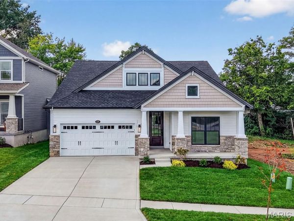 525 Ryehill Drive, St Peters, MO 63376