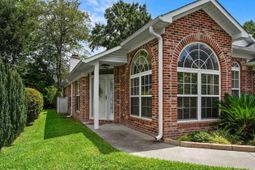 1010 Swan Lake Dr. photo 4