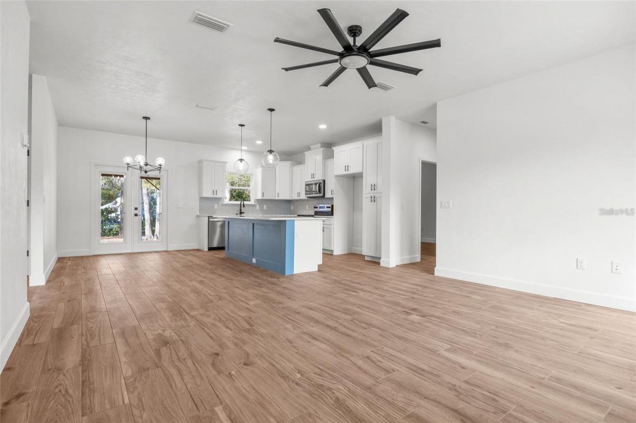 601 Fisher Drive, Bronson, FL 32621 Photo