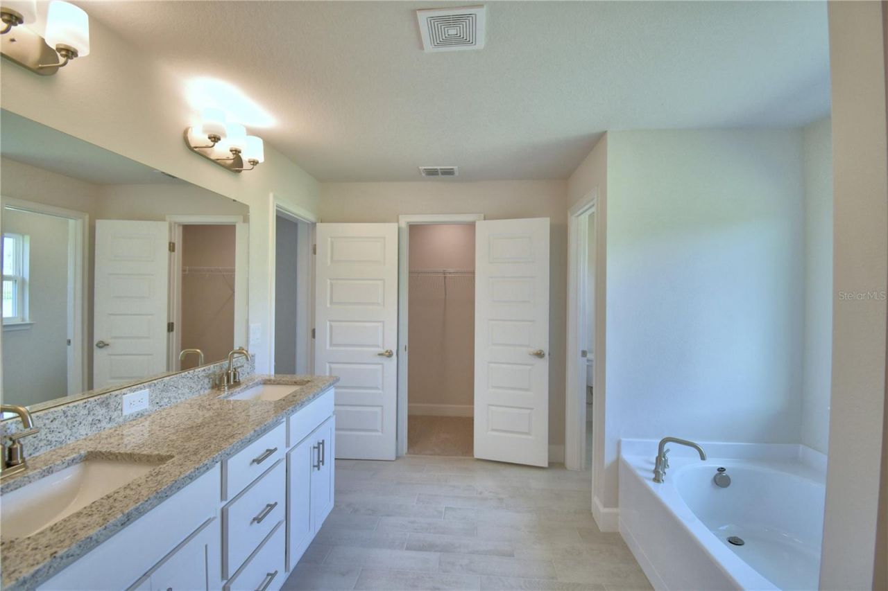 5214 Tennessee Ridge Court, Auburndale, FL 33823 Photo