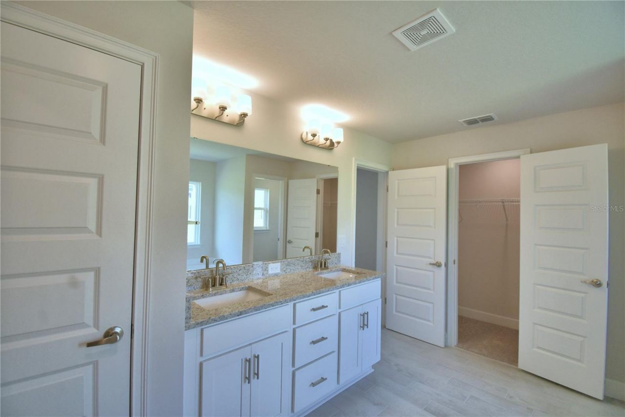 5214 Tennessee Ridge Court, Auburndale, FL 33823 Photo