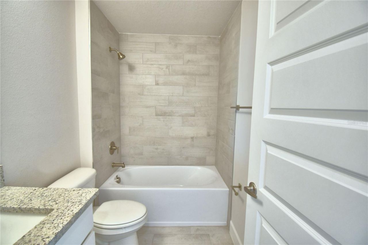 5214 Tennessee Ridge Court, Auburndale, FL 33823 Photo