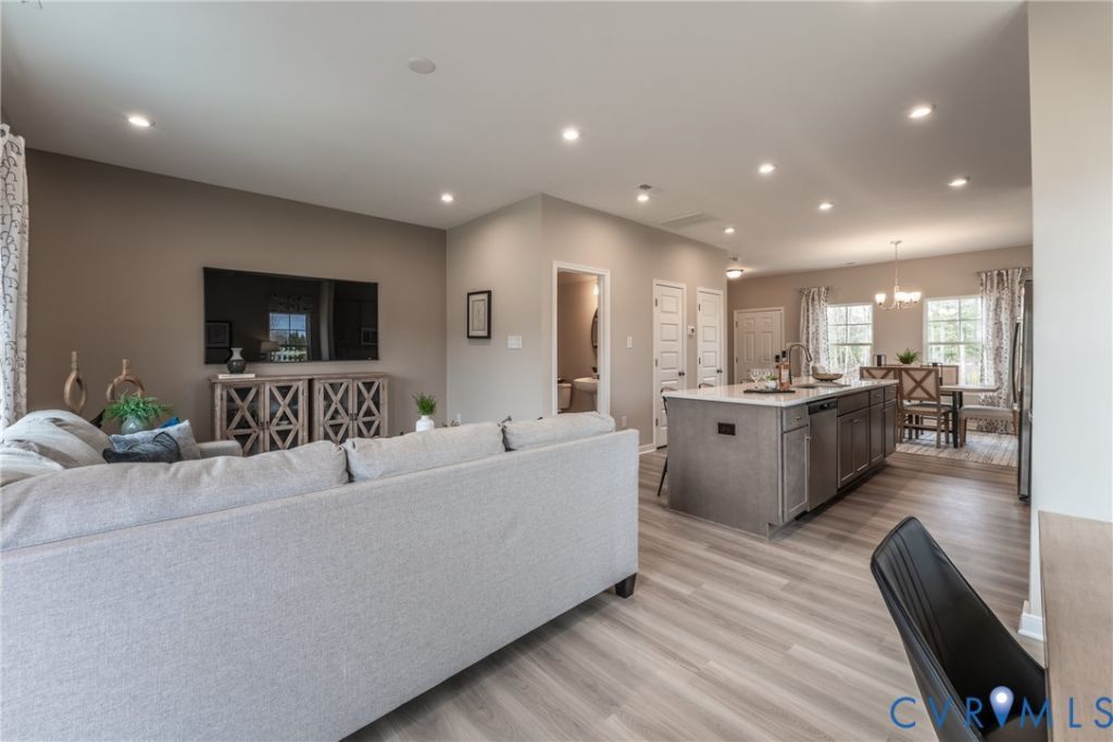 3445 Hopkins Road, Richmond, VA 23234 Main Photo