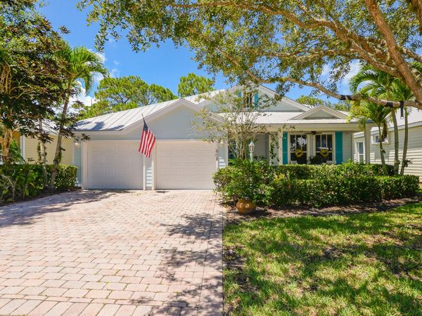 608 NE Canoe Park Circle, Port Saint Lucie, FL 34983