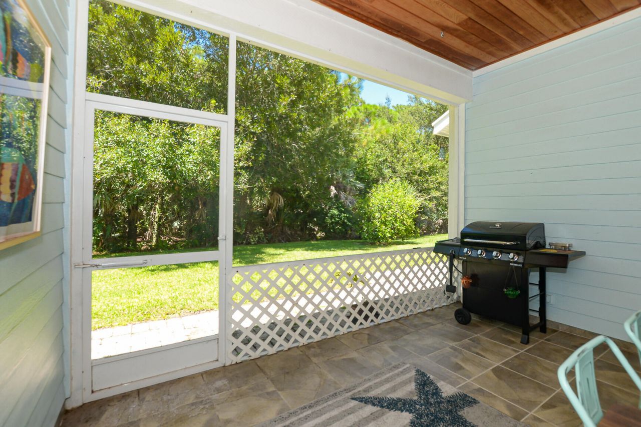 608 NE Canoe Park Circle, Port Saint Lucie, FL 34983 Photo