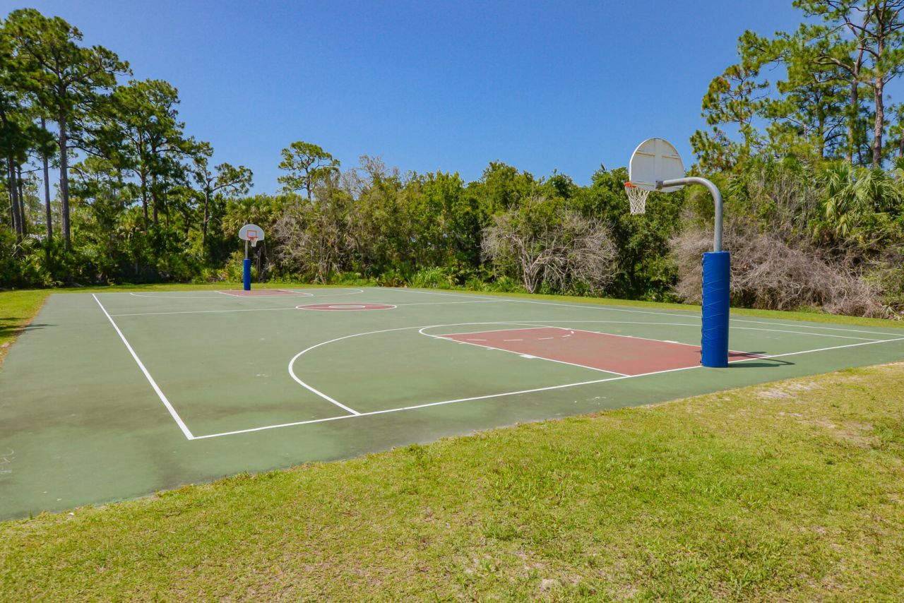 608 NE Canoe Park Circle, Port Saint Lucie, FL 34983 Photo