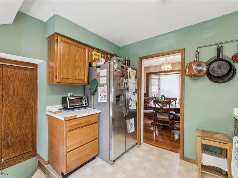 1899 Edwards Drive, Akron, OH 44306 Photo 7