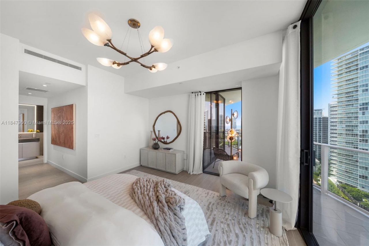 Please Call For Address, Unit 2101/02, Miami Beach, FL 33139 Photo