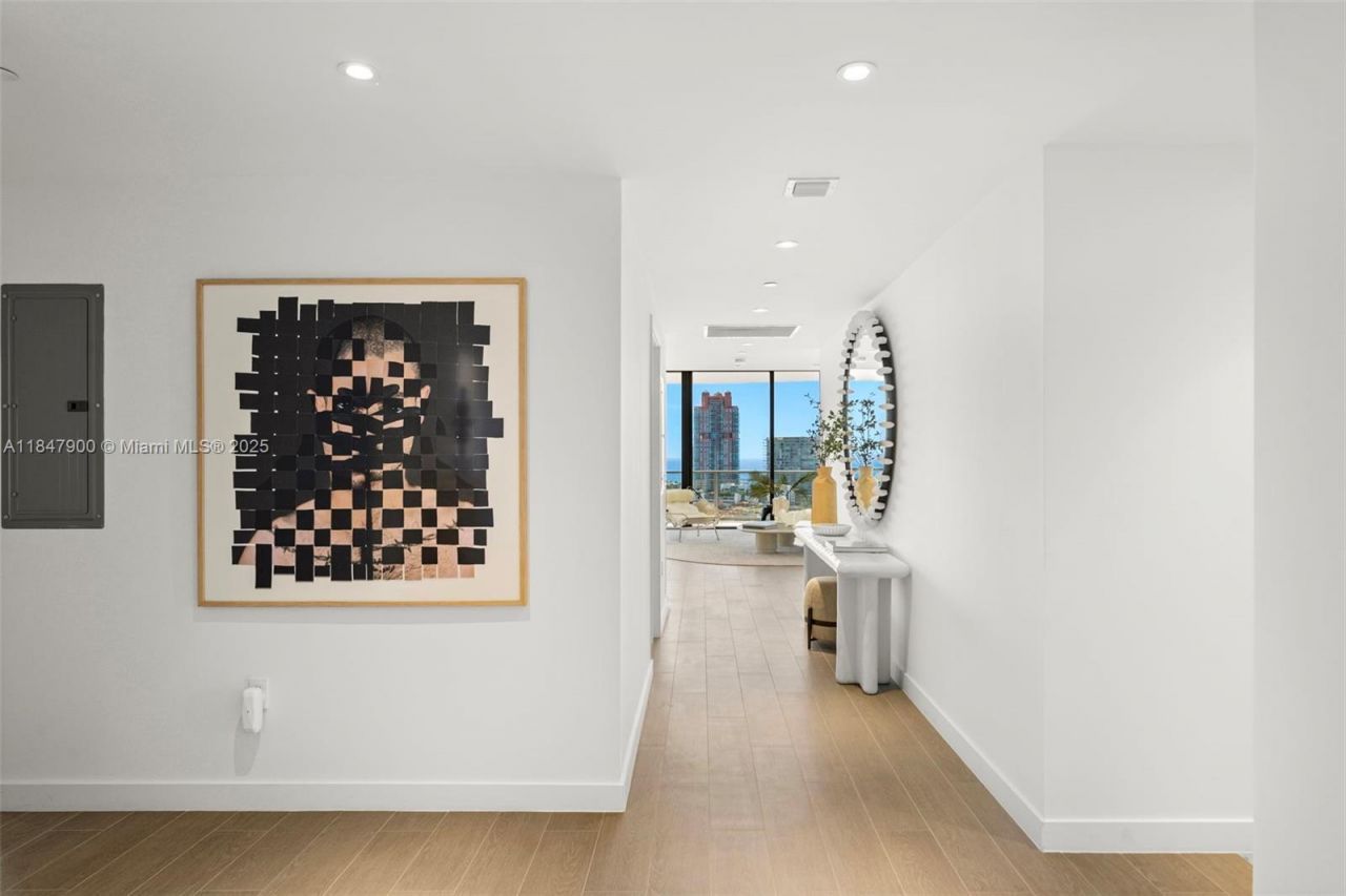 Please Call For Address, Unit 2101/02, Miami Beach, FL 33139 Photo