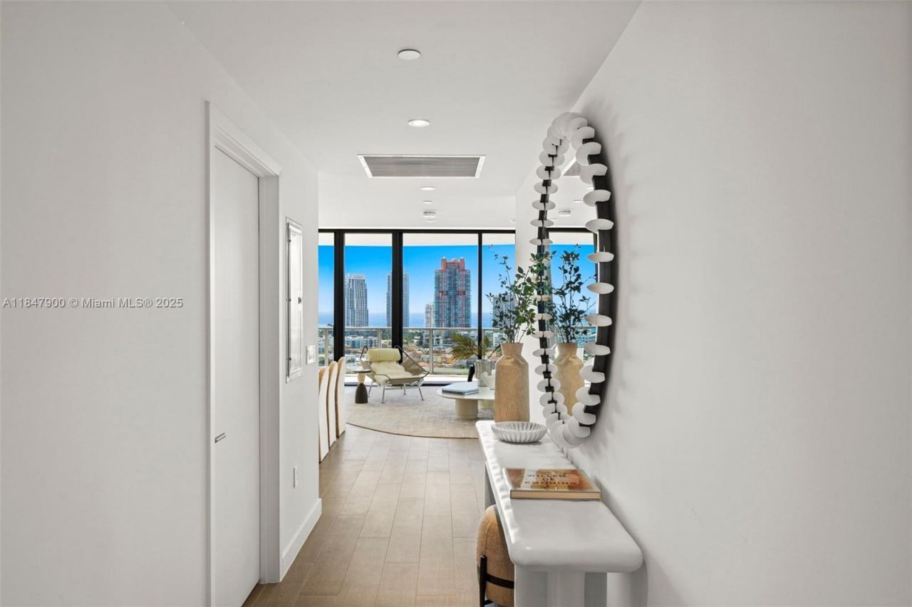 Please Call For Address, Unit 2101/02, Miami Beach, FL 33139 Photo