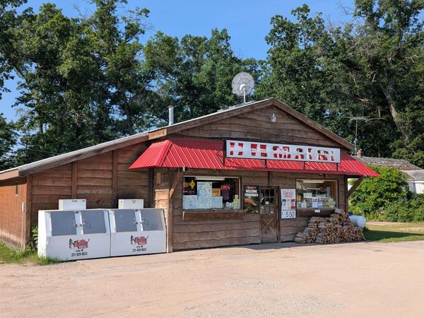 17275 Caberfae Highway, Wellston, MI 49689