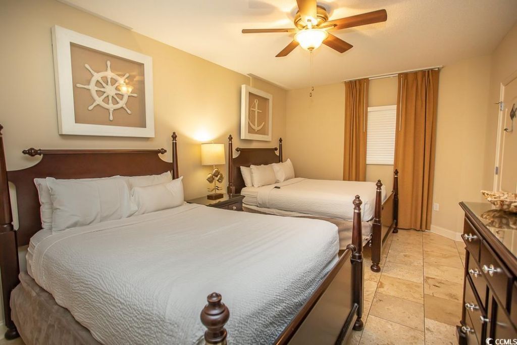 100 North Beach Blvd. Photo 6