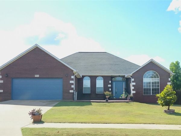 2303 SW Chinquapin Avenue, Bentonville, AR 72713