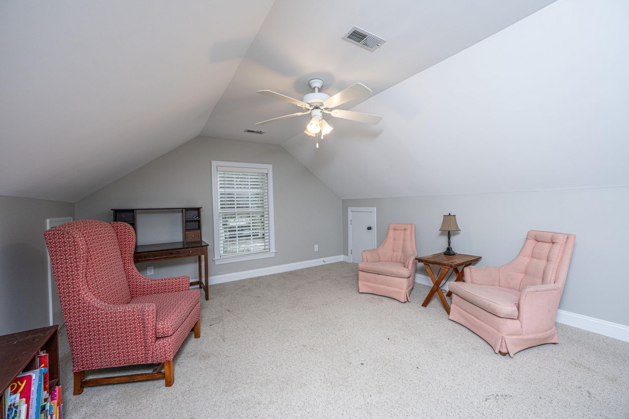 415 Waring Street Photo 25