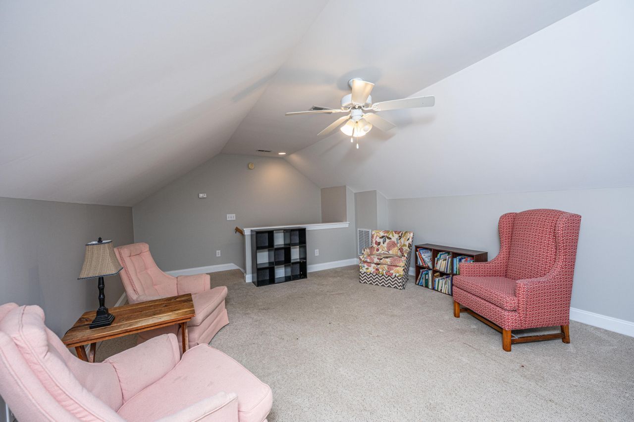 415 Waring Street Photo 27