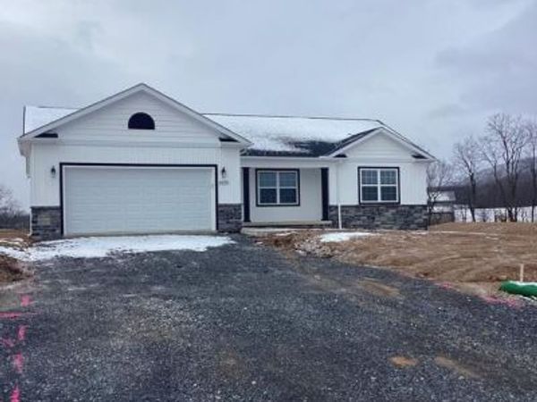 8620 REGAL DRIVE, MERCERSBURG, PA 17236