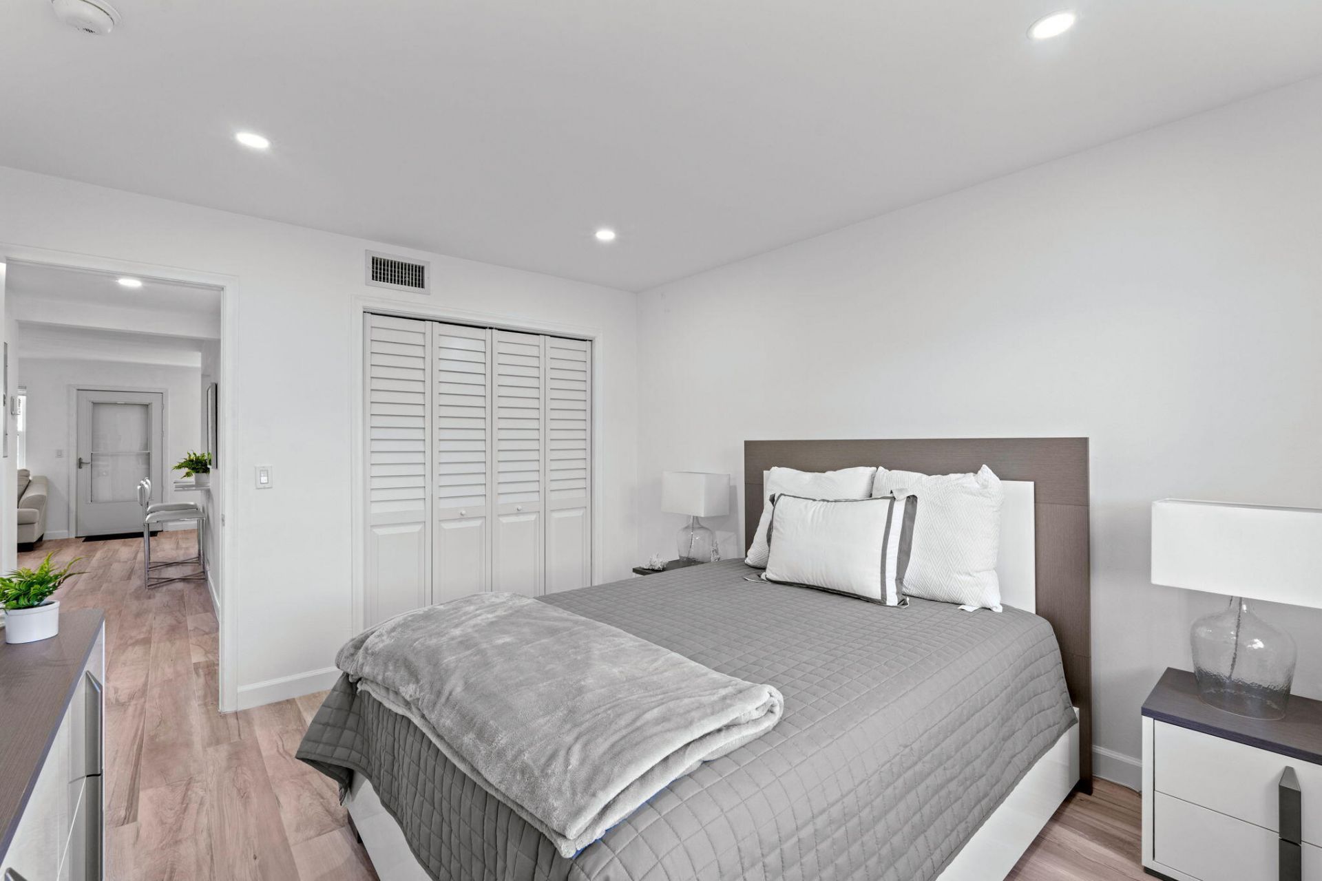 530 Horizons E, Unit 203, Boynton Beach, FL 33435 Photo