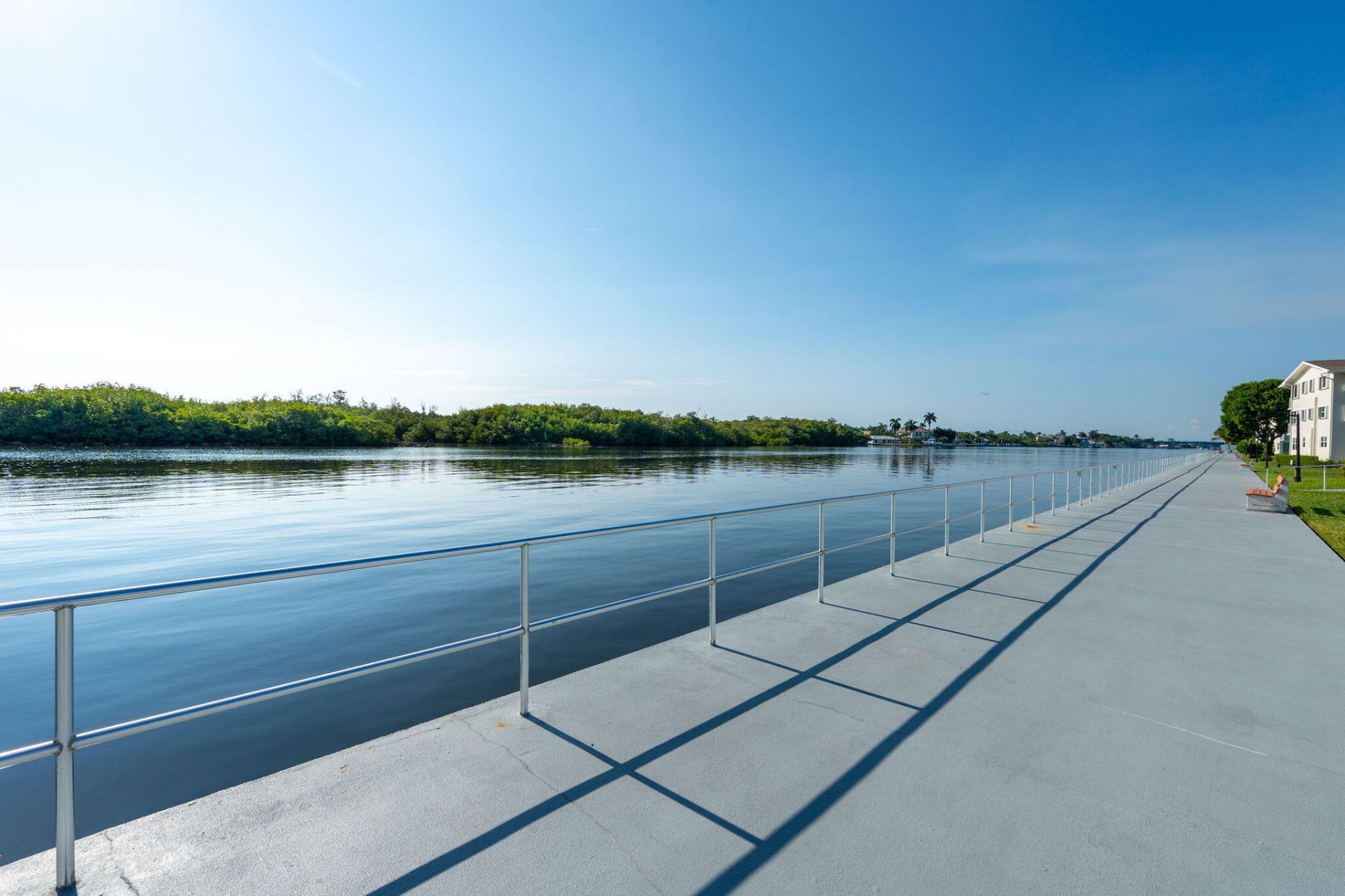 530 Horizons E, Unit 203, Boynton Beach, FL 33435 Photo