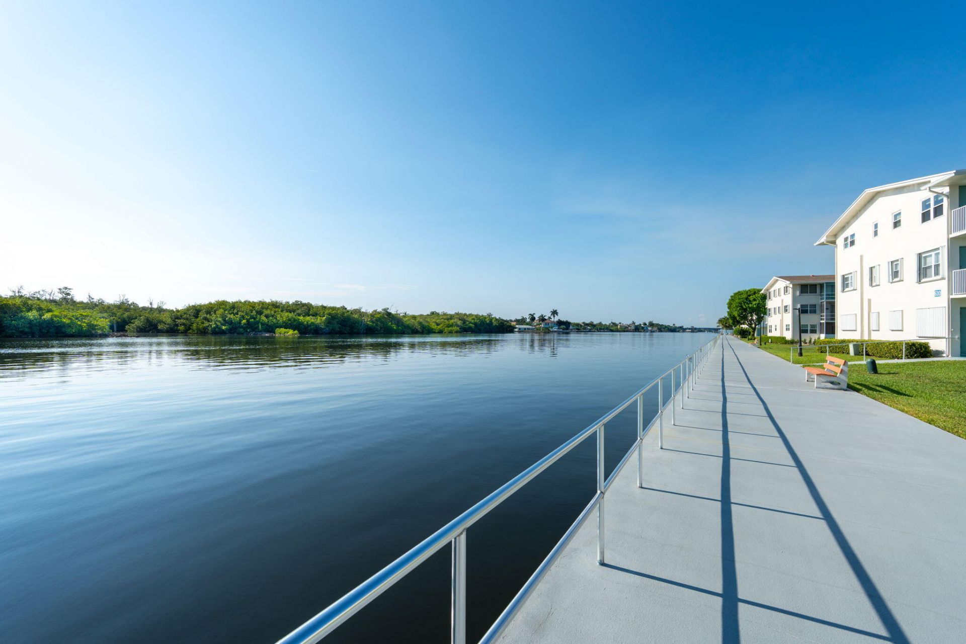 530 Horizons E, Unit 203, Boynton Beach, FL 33435 Photo