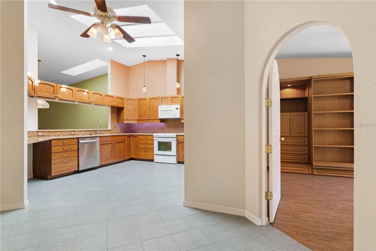 2521 W Marion Avenue, Unit 111, Punta Gorda, FL 33950 Photo