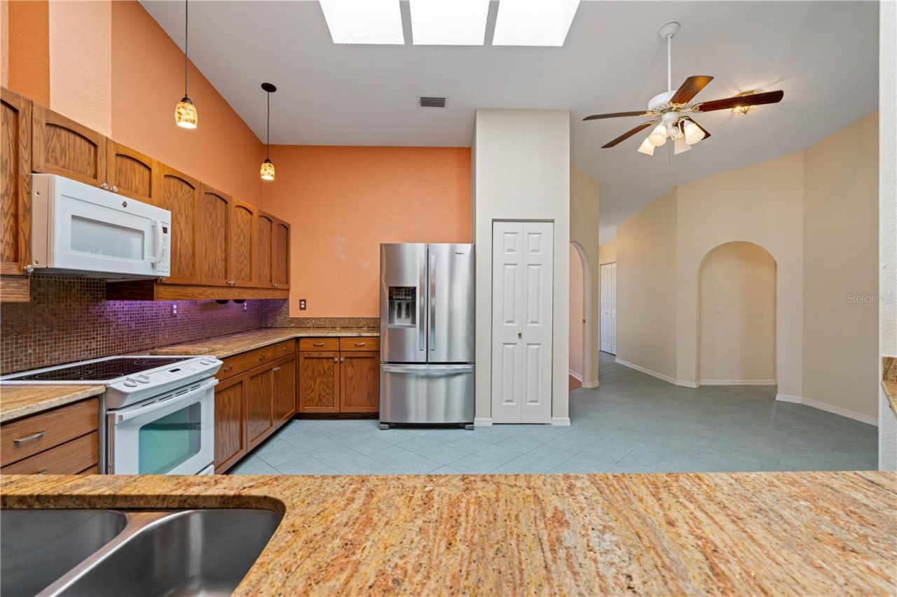 2521 W Marion Avenue, Unit 111, Punta Gorda, FL 33950 Photo