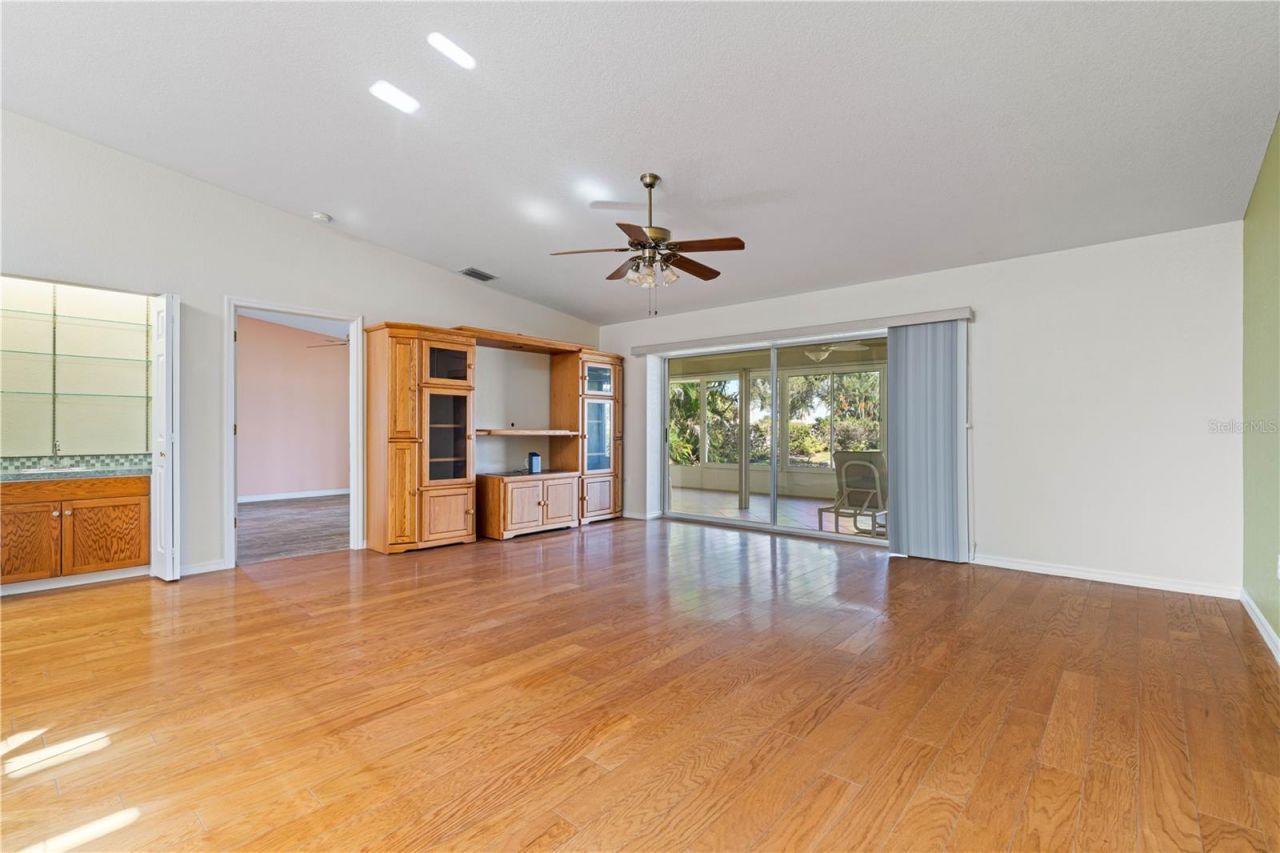 2521 W Marion Avenue, Unit 111, Punta Gorda, FL 33950 Photo